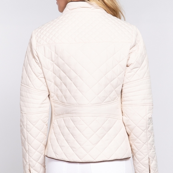 NWT Puffer Quilted Cream Jacket Sizes Small 2/4 - Picture 2 of 5